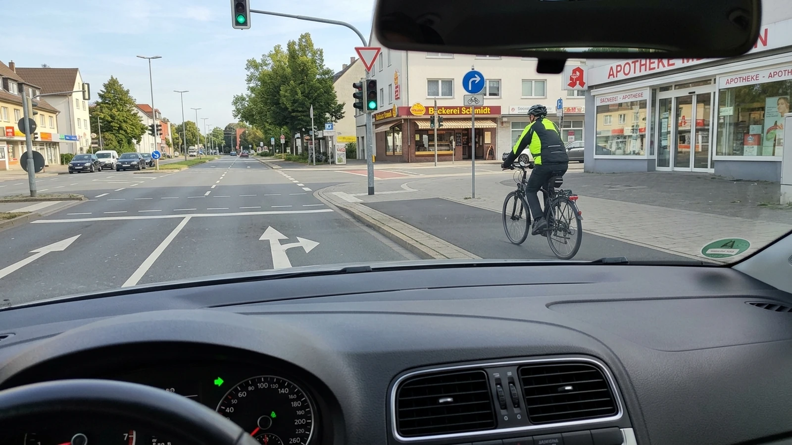 Radweg beim Rechtsabbiegen